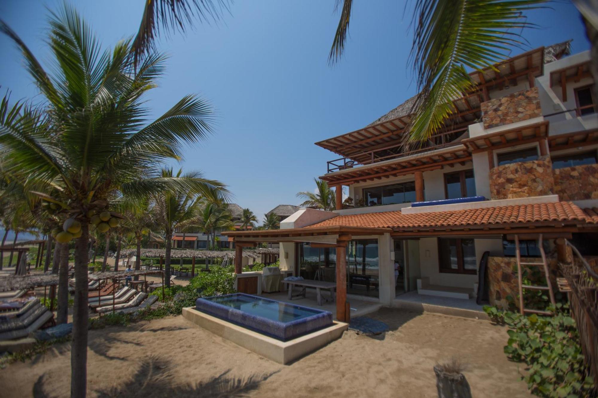 Residences At Las Palmas Zihuatanejo Bagian luar foto