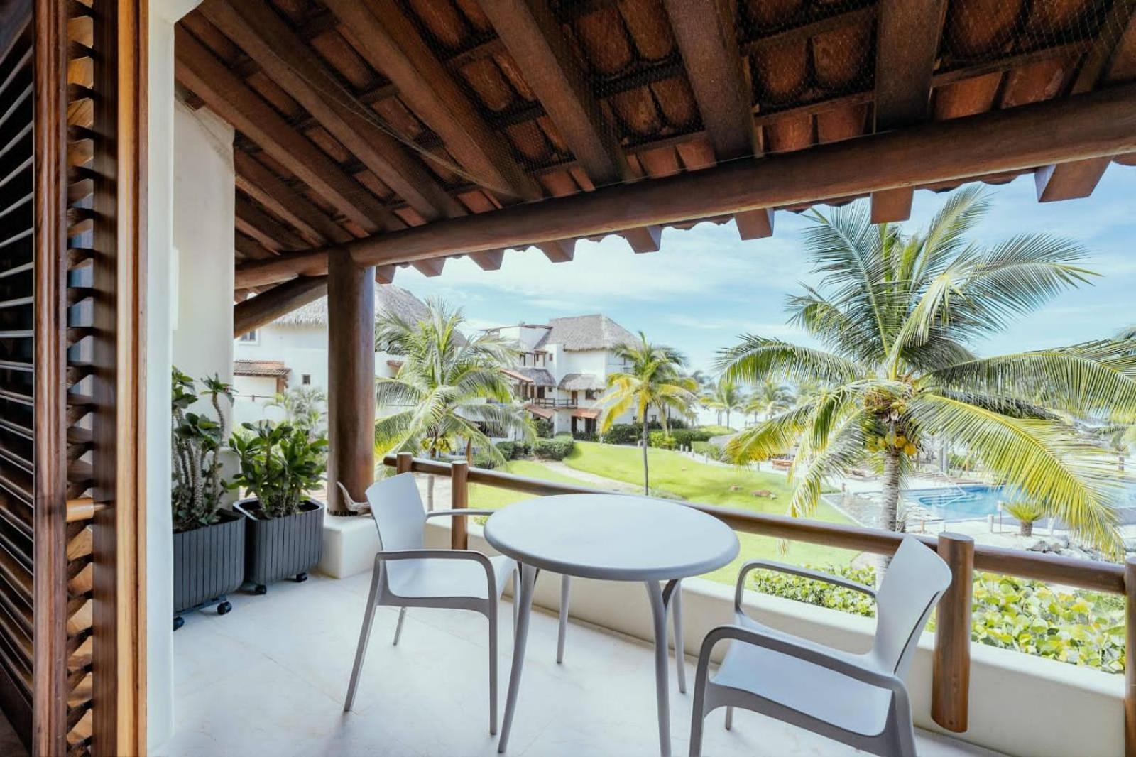 Residences At Las Palmas Zihuatanejo Bagian luar foto
