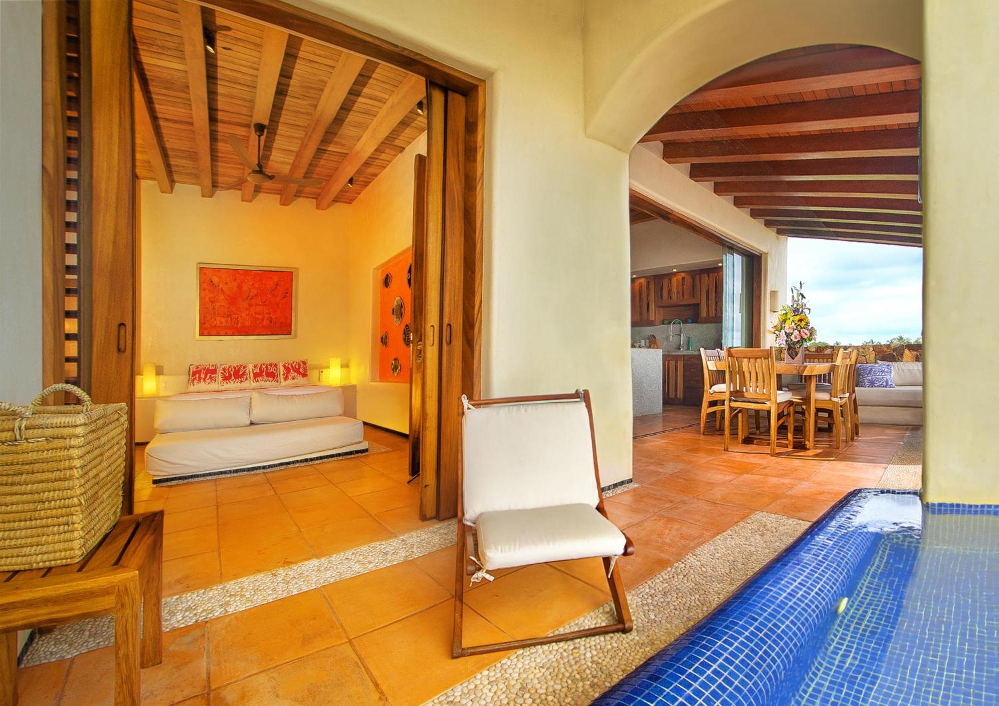 Residences At Las Palmas Zihuatanejo Bagian luar foto
