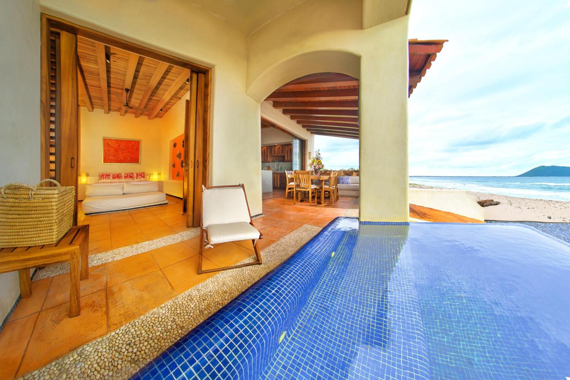 Residences At Las Palmas Zihuatanejo Bagian luar foto