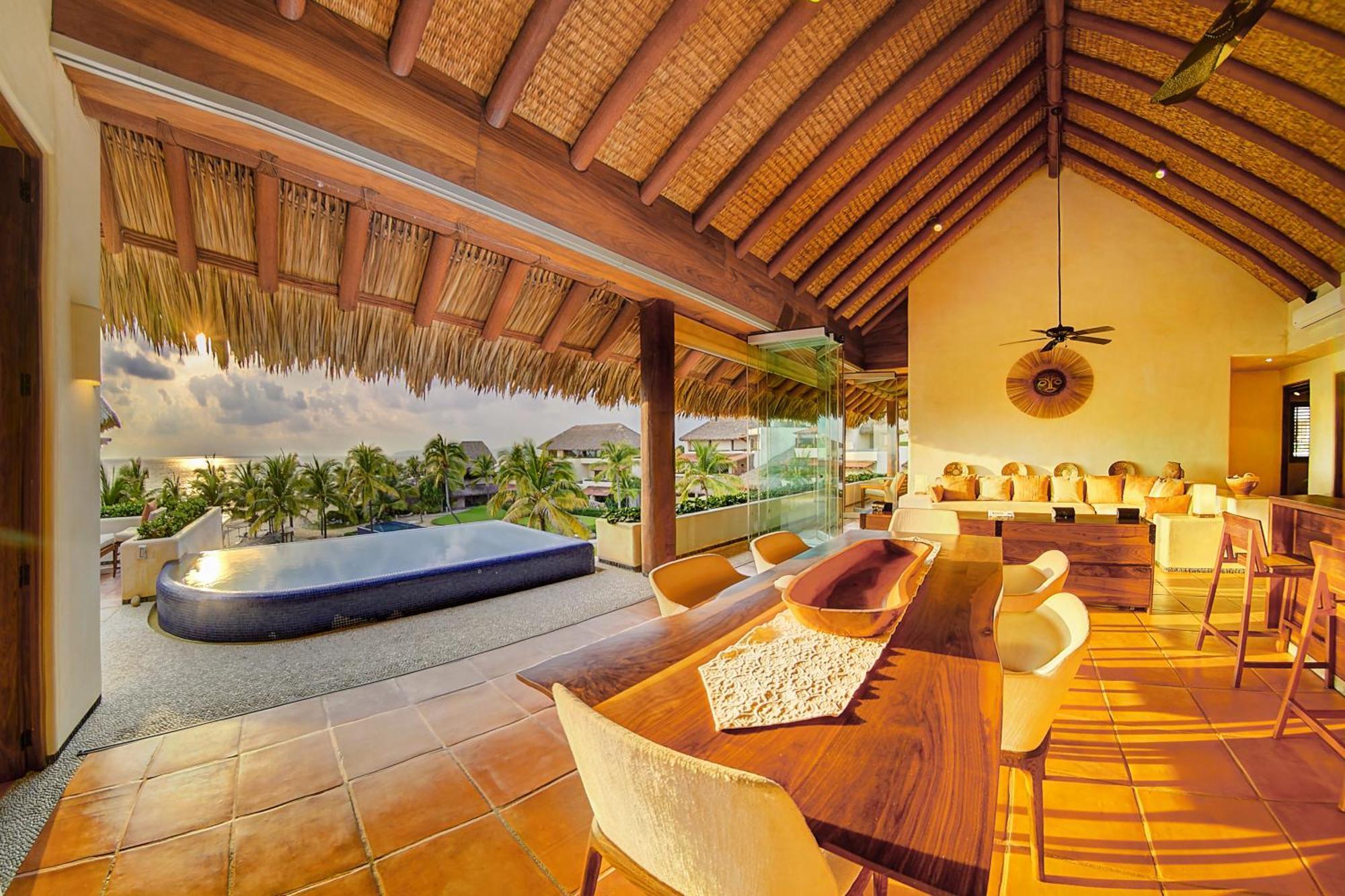 Residences At Las Palmas Zihuatanejo Bagian luar foto