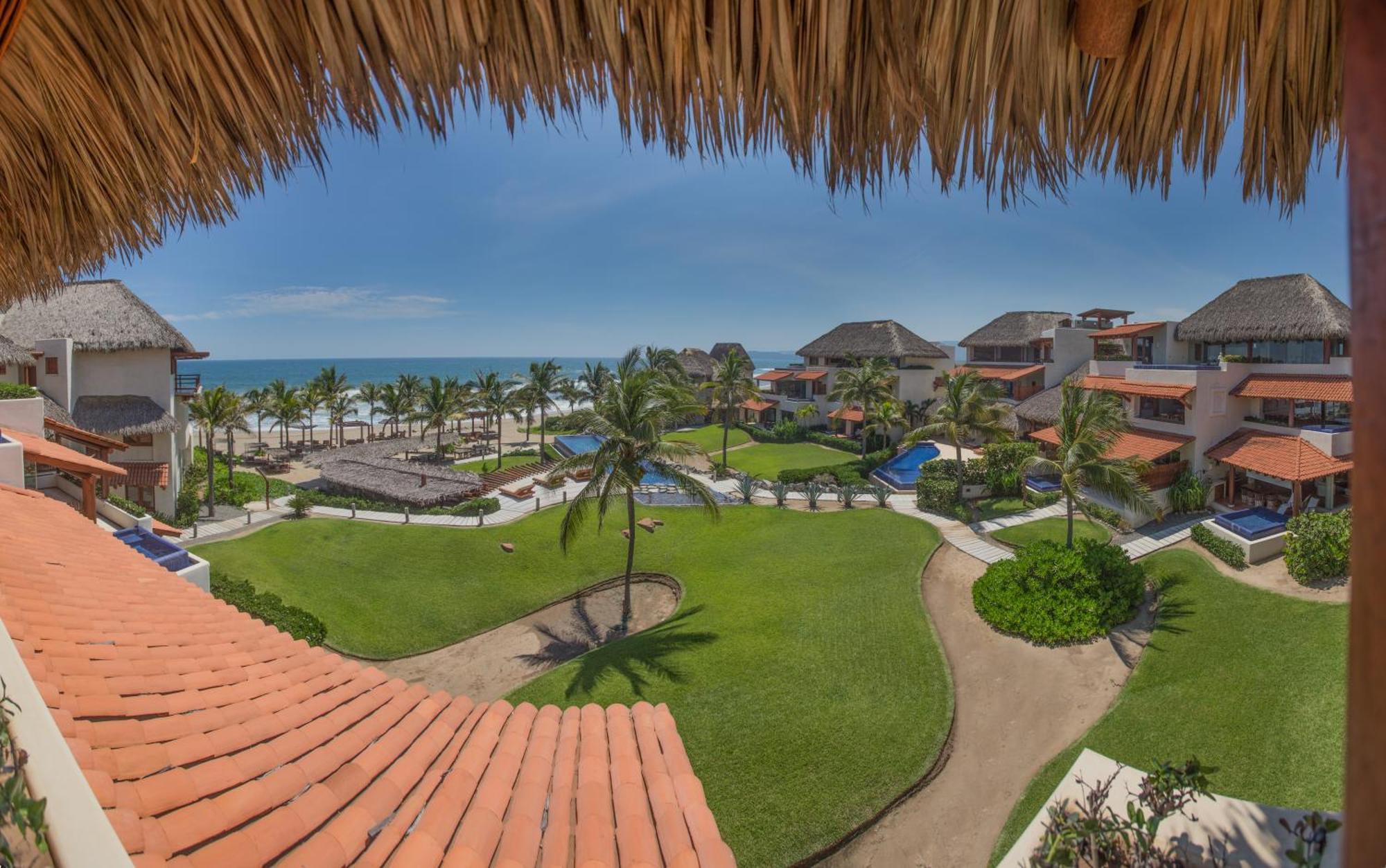 Residences At Las Palmas Zihuatanejo Bagian luar foto
