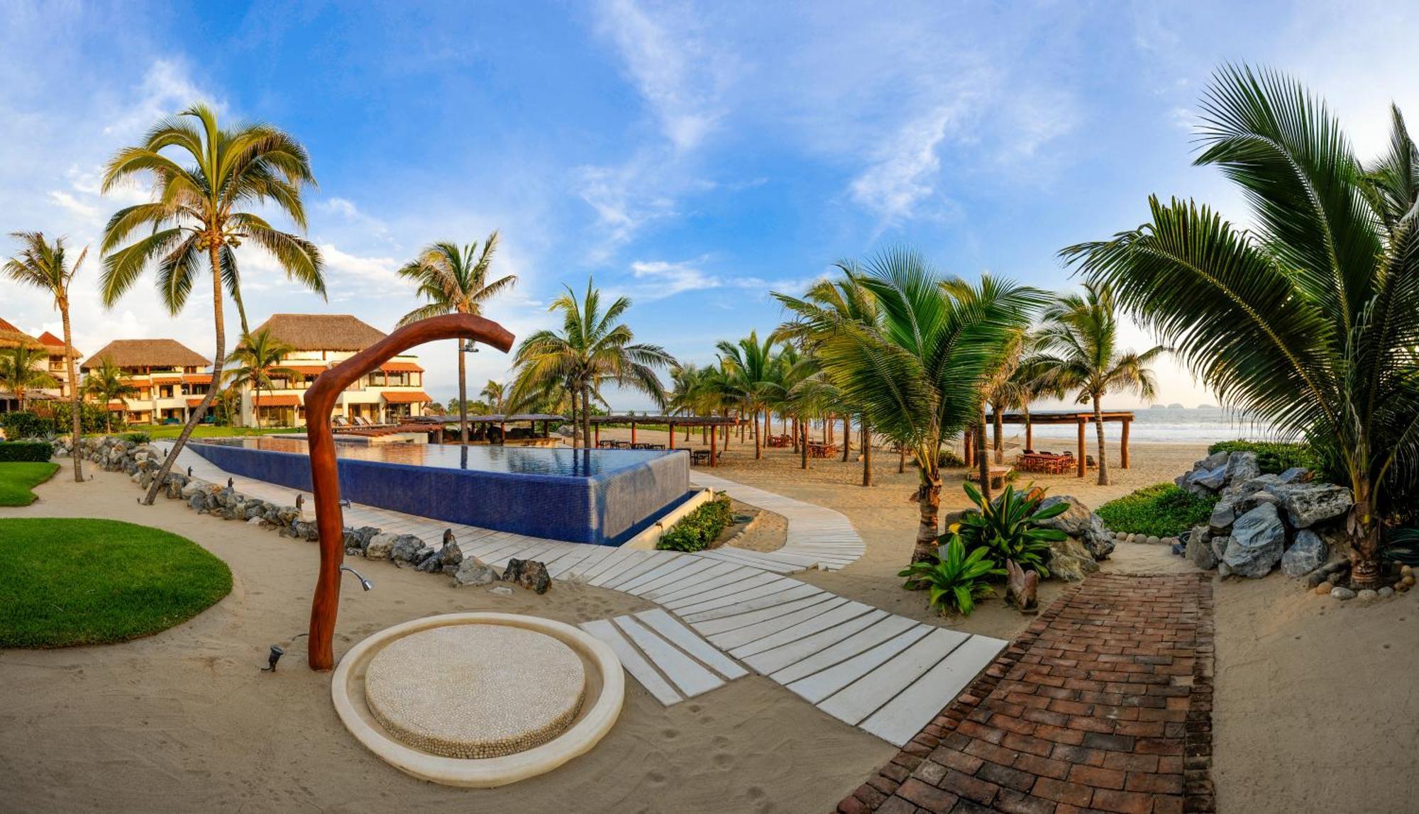 Residences At Las Palmas Zihuatanejo Bagian luar foto